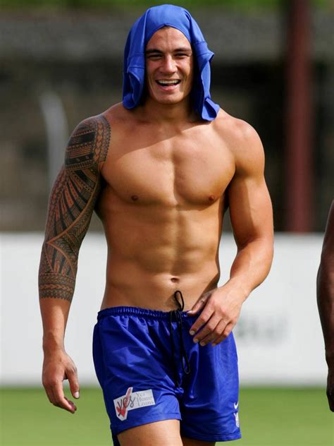 where is sonny bill williams now